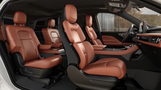 2025 Lincoln Lincoln Aviator Internal Image 1